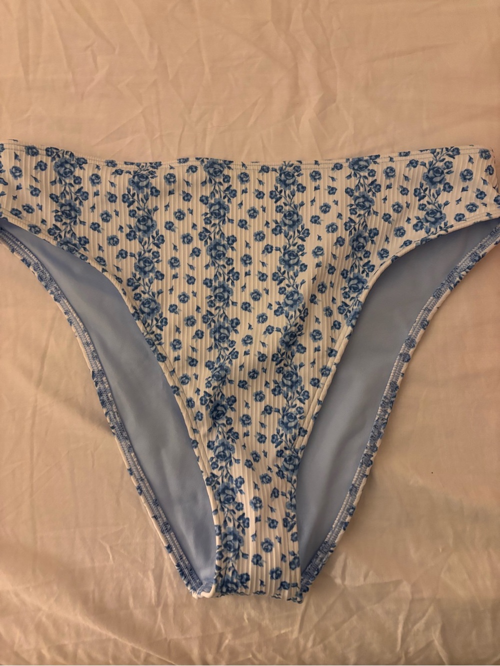 Hollister White and Blue Floral Ribbed Bikini Bottoms